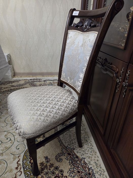 Продается стулья