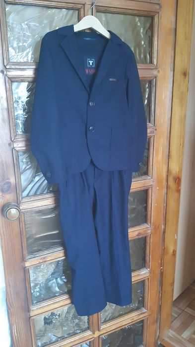 Костюм школьный 6-7 лет