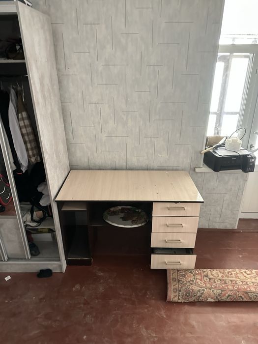 Компьютерный столик