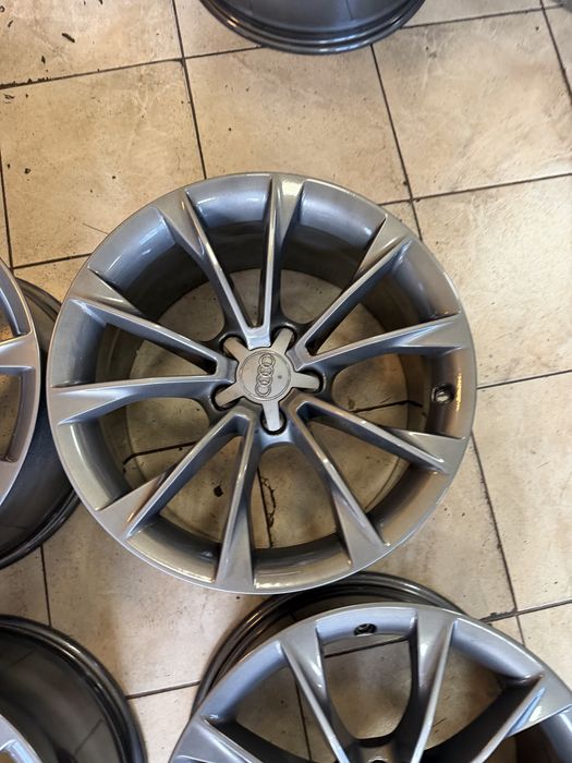 Jante originale audi - a4/a5/a6/a7/a8 --- 5x112 r18 - et 29 noi impecabile - gun metal - 2500 lei set