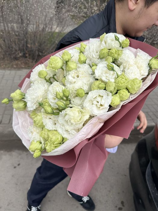 продам сегодняшние цветы