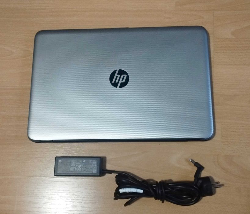 HP 15, Intel Core I7, 8GB RAM, SSD 240GB, HD Graphics, baterie 2 ore