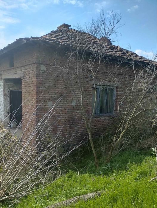 Продавам къща в село Генерал Тодоров