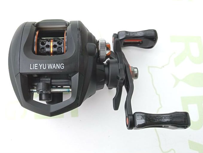 Мултипликатор за спининг за лява ръка с 11 лагера