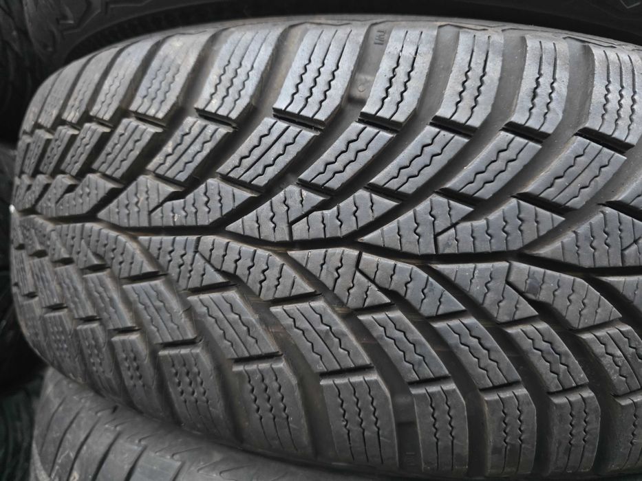 2бр Като нови зимни гуми 185 55 15 - Continental -