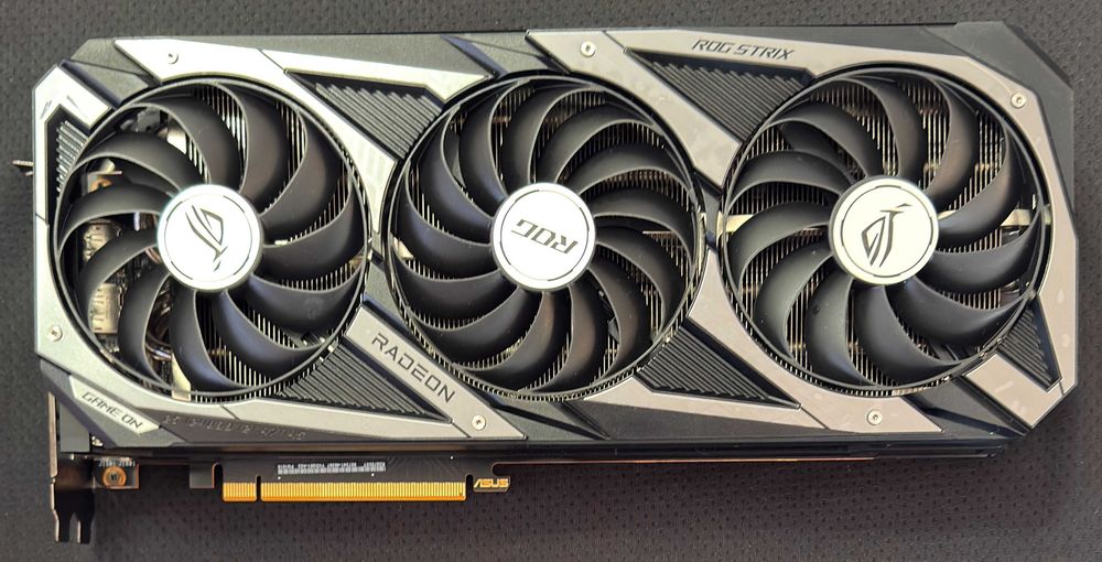 ТОП състояние Видео карта ASUS ROG Strix Radeon RX 6700 XT OC Edition 12GB GDDR6
