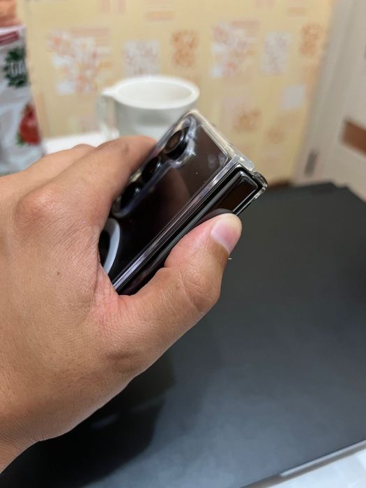 Продам Samsung z fold 5 256