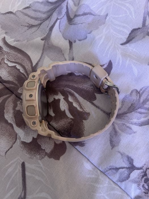 G-Shock часовник
