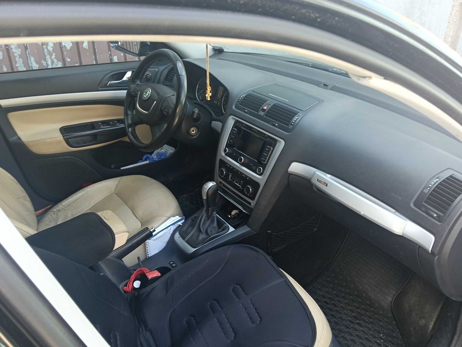 SKODA Octavia 2009 — imagine 5