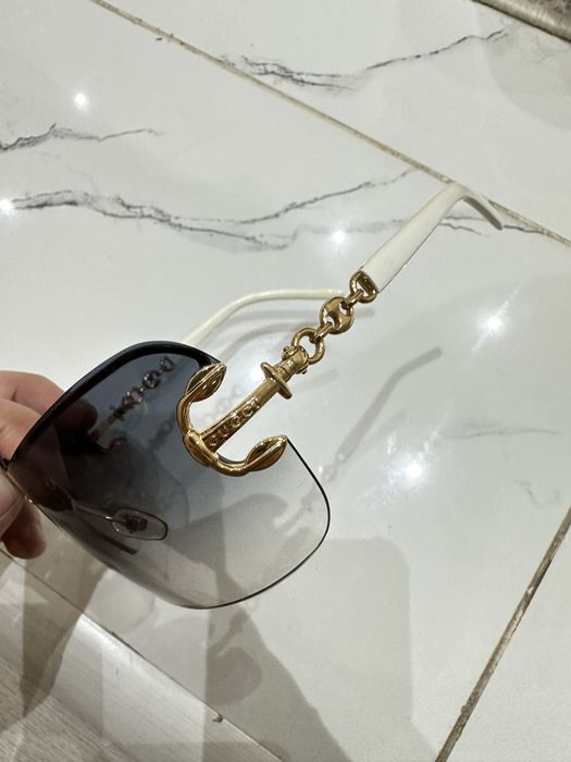 Продам очки солнцезащитные