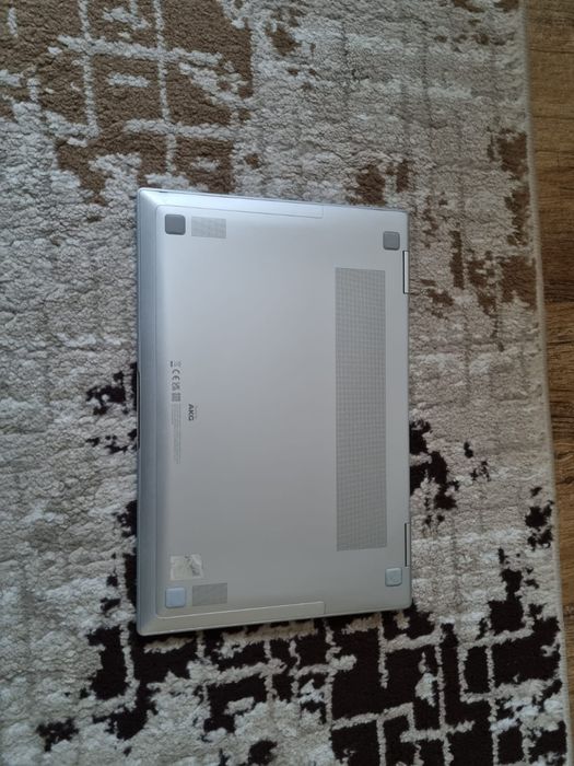 Samsung Galaxy Book Pro 360 5G i7 1160G7 Super AMOLED Touch-Screen 360