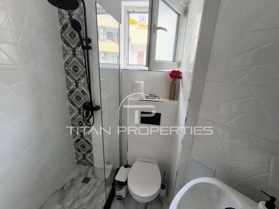 Продава се Тристаен апартамент в Пловдив, Кършияка - 65 кв.м за 2847 €/кв.м - Снимка #10