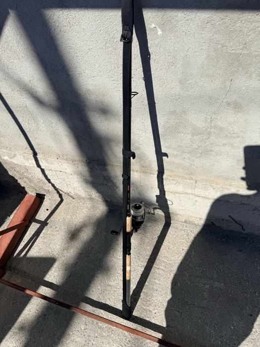 Set pescuit feeder: Lansetă Robinson Harrier 390 HH + Mulinetă FL