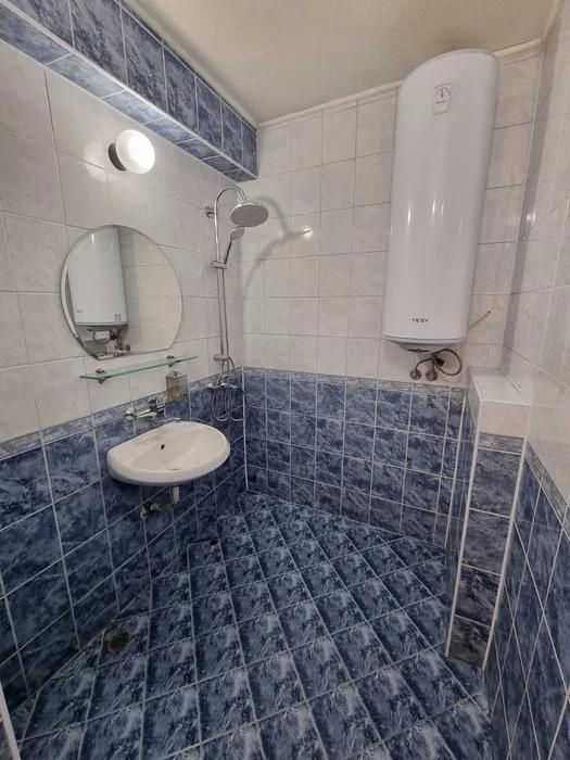 Дава се под наем Тристаен апартамент в Пловдив, Кючук Париж - 98 кв.м за 400 € - Снимка #12