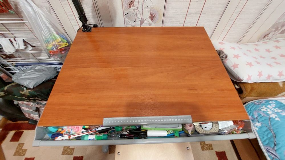 Парта для школьника