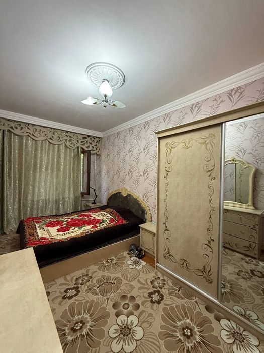 4х комнатная квартира на первом этаже возле рынка Чарсу 82,5 м²