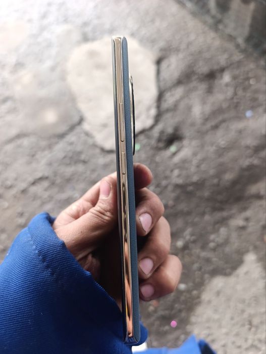 Realmi 12 pro 5G 12/512