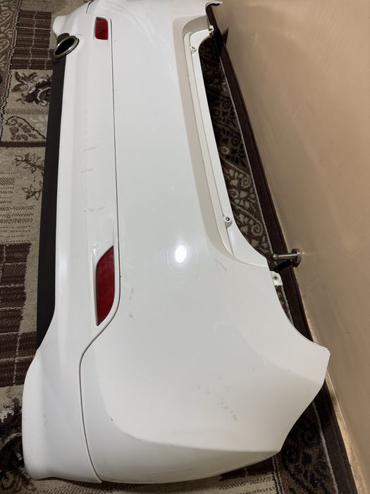 Spark uchun orqa bamfer sotiladi