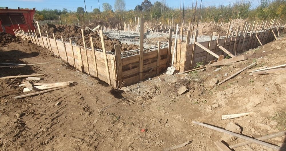 Două loturi teren intravilan