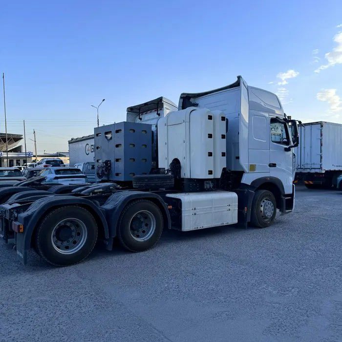 T7H CNG 6x4 тягач 2026 йил етказиб берамиз