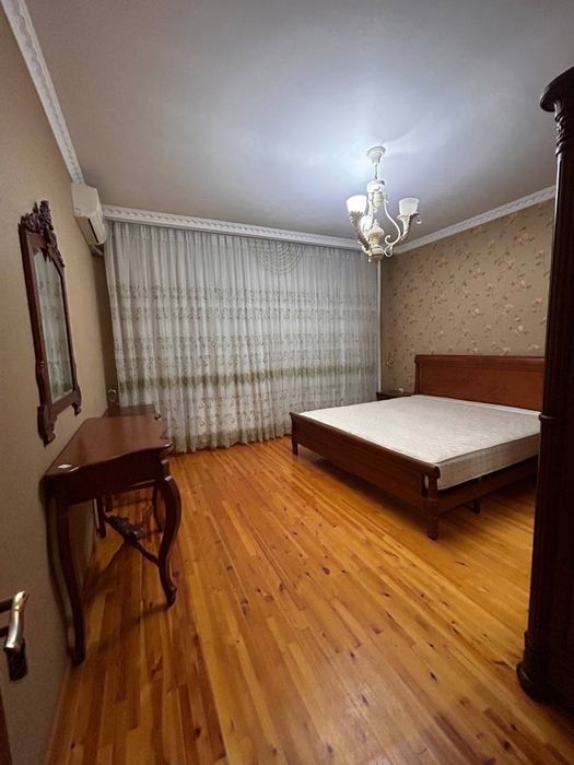 Dombirobodda Uy arenda   Beriladi yaxshi holatga 8 xona