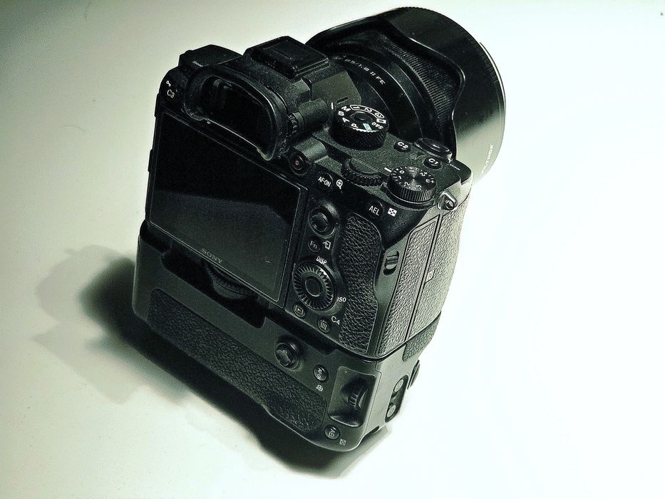 Продавам тяло Sony A7R 3