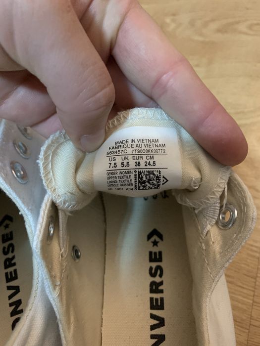 Tenesi Converse de vanzare