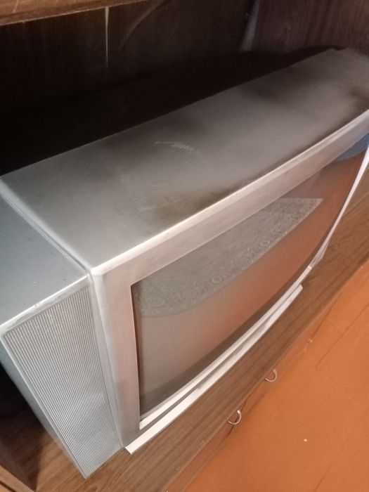 Продается телевизор тошиба