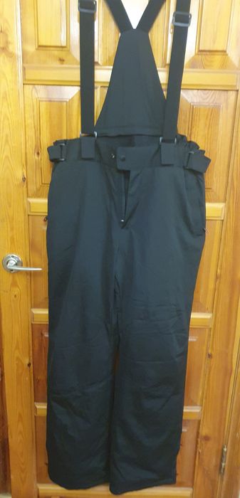 Продам брюки комбинезон  новые