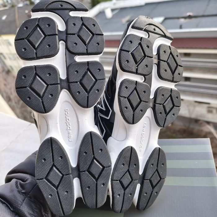 New Balance 9060 Black and White 42