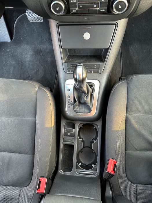 VOLKSWAGEN Tiguan 0 — imagine 4