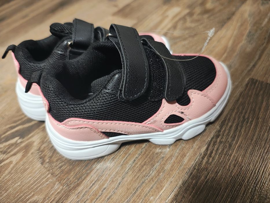 Нови! Детски маратонки