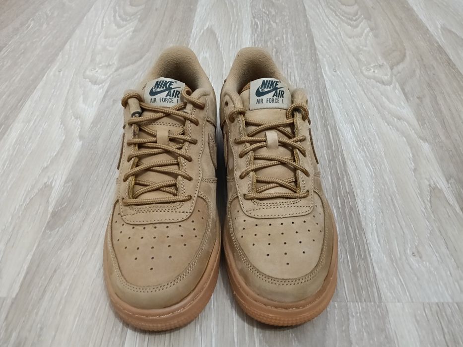 Adidași Nike Air Force mărimea 37,5