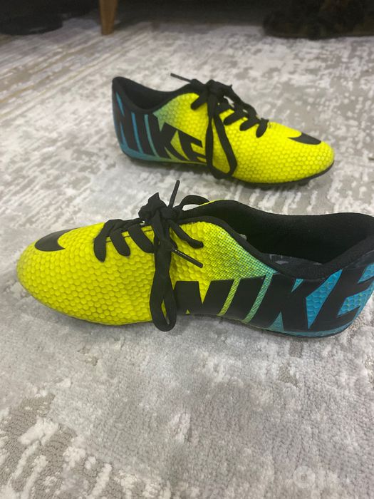 Бутсы Nike Mercurial