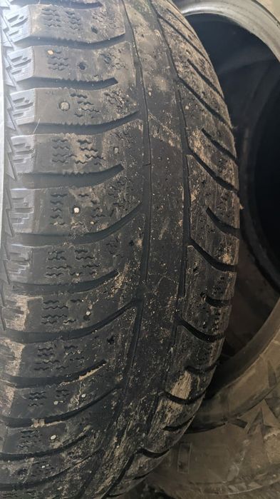 225/65/17 лето/зима б/у