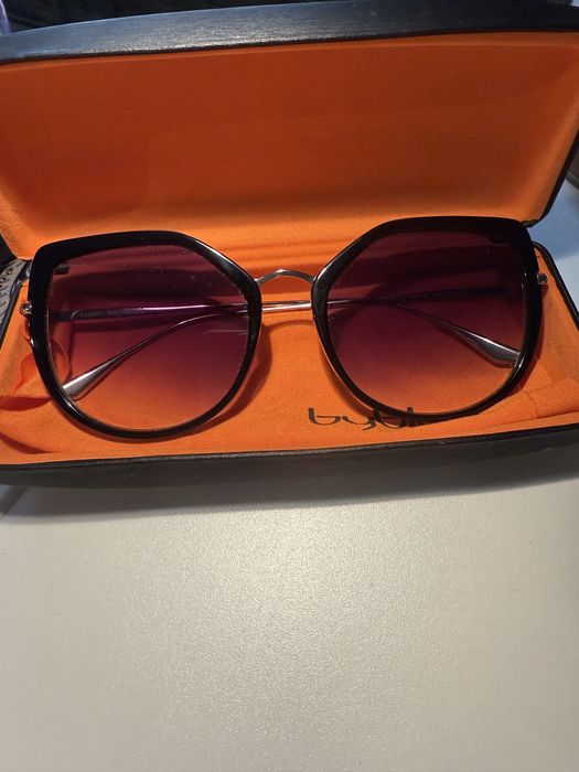 Слънчеви очила Byblos