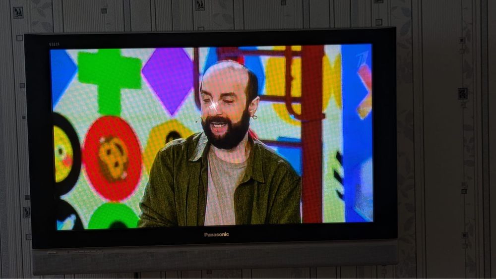 Продается телевизор