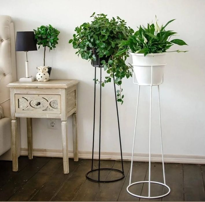 Полки для цветов.