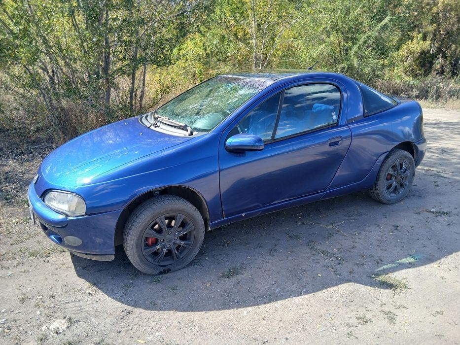 Продам опель тигра автомат