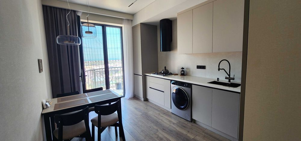 Продаётся 2-комнатная 64 м². Есть арендатор