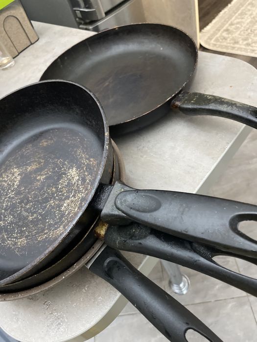 Продам сковородки