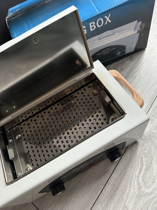 Sterilizator pupinel profesional CH-360T+solutie barbicide