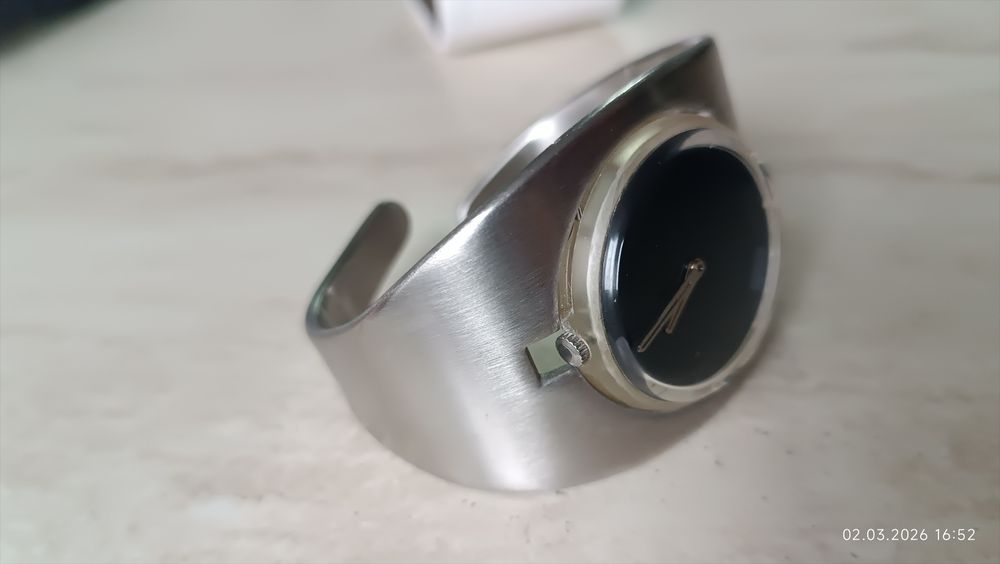 Ceas Swatch Midi Pop