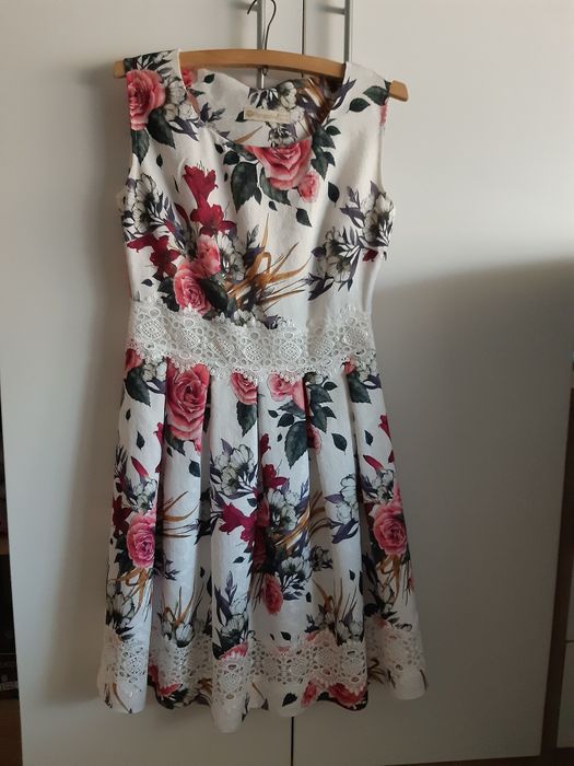 Rochie eleganta scurta marimea M