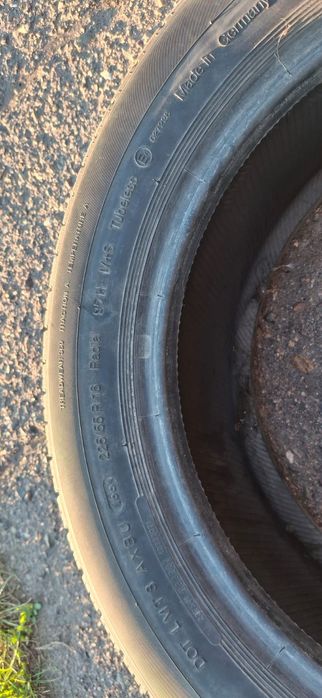 Продам шины Continental 225/55 R16
