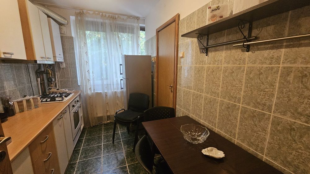 apartament de inchiriat