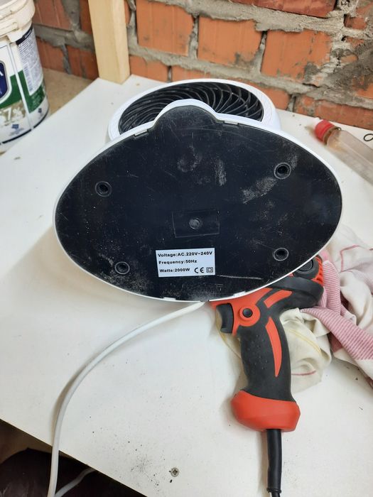 Продам электрический обогреватель