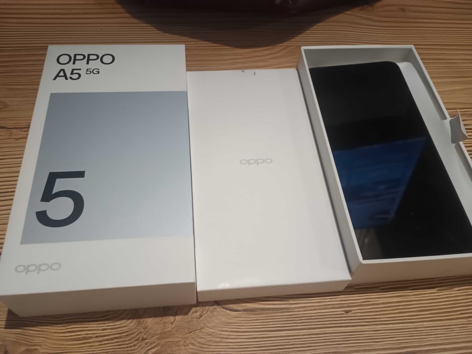 Телефон OPPO A5 чисто нов