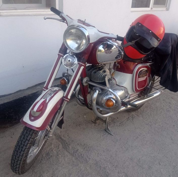 Продажа Запчастей Ява 250/559 и Ява 350/360 Чехословакия новые дорого!