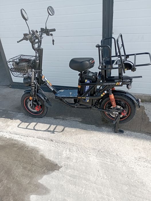 Monster elektr scuter